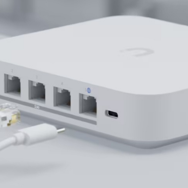 Ubiquiti 推出 Cloud Gateway Max (UCG-Max)