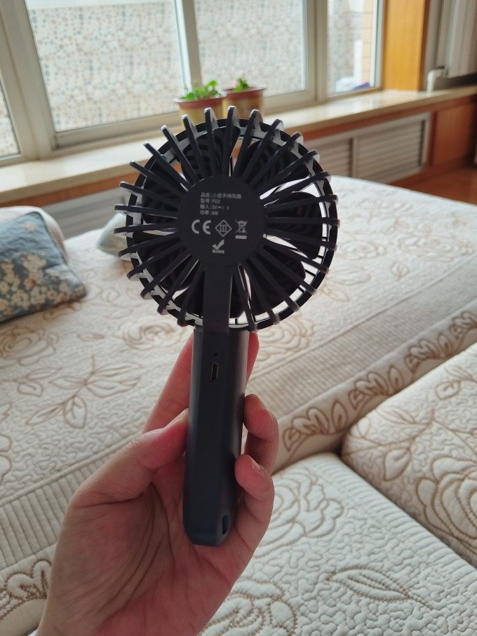 诺米家居电风扇