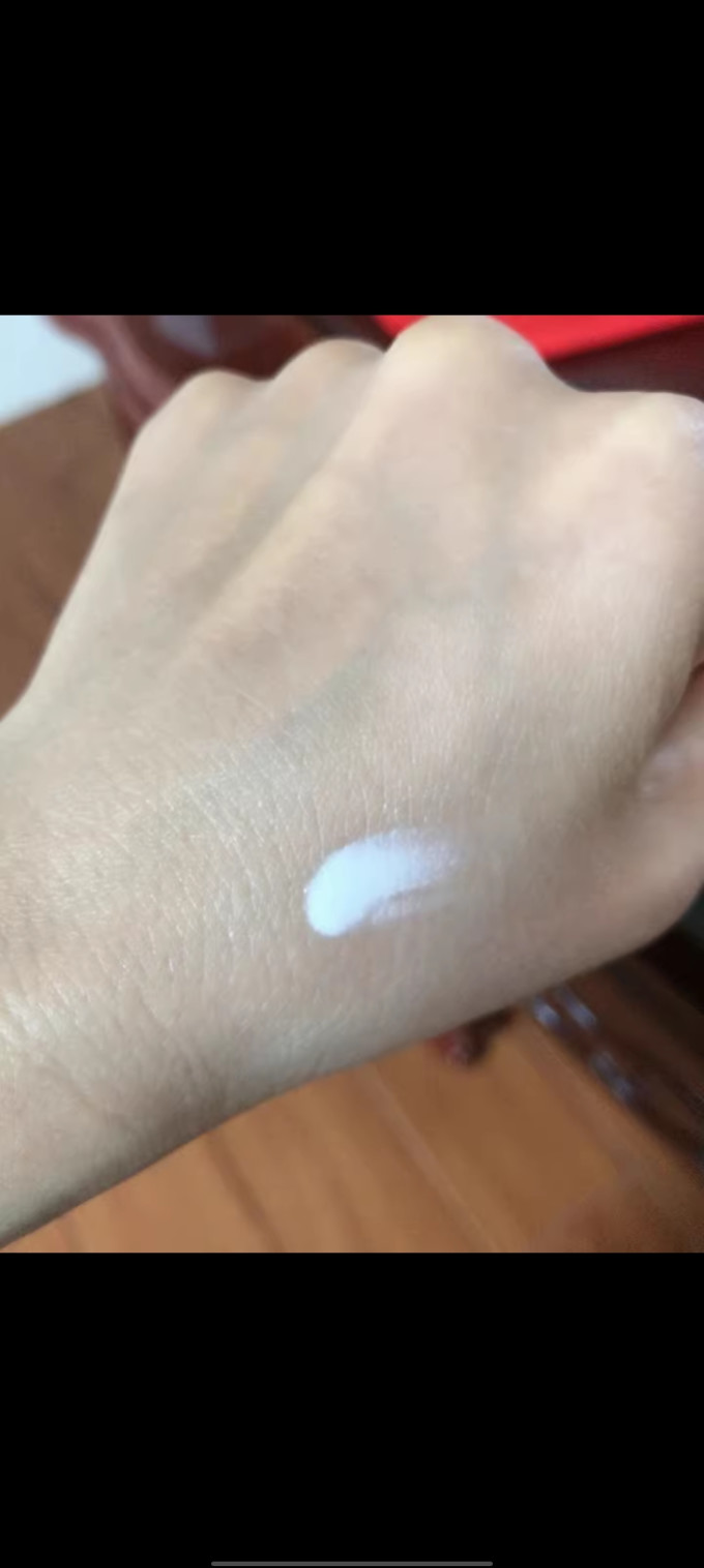 珀莱雅防晒隔离