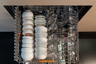 HUMANTOUCH慧曼洗碗机S3是一款家用独立式嵌入式洗碗机