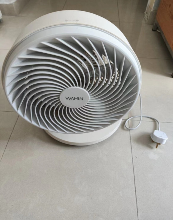 华凌空气循环扇