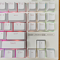 凌豹新品首发99的K87机械键盘到了，你们收到赠品了吗？