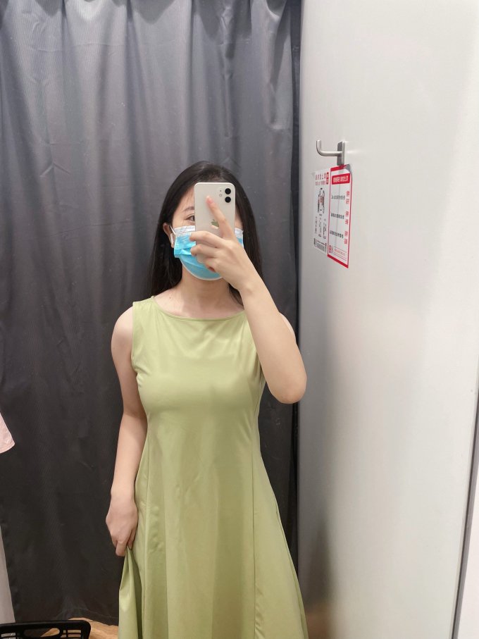 优衣库裙装