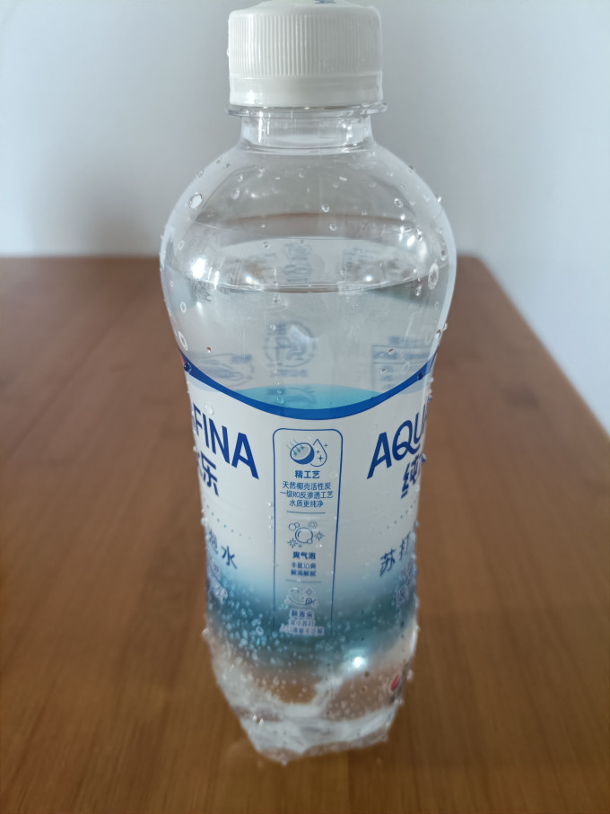 百事起泡饮用水