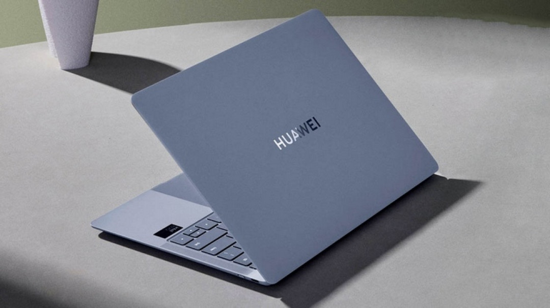 网传丨华为 MateBook GT 14 笔记本配备外置显卡扩展坞,提供创意 AI 功能