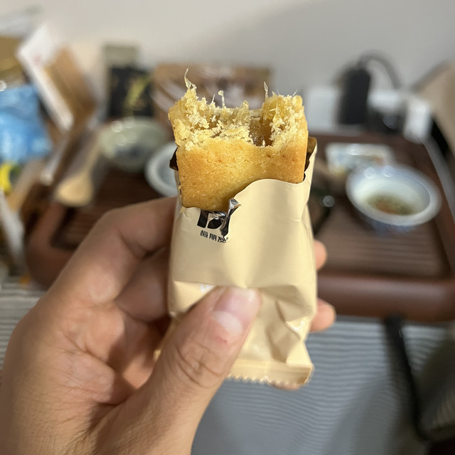 第一次吃凤梨酥，还不错