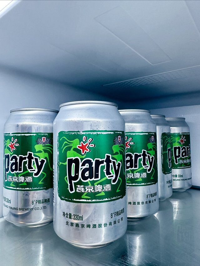 咱就说这么划算的啤酒,必须是夏天必备