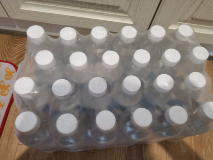 水