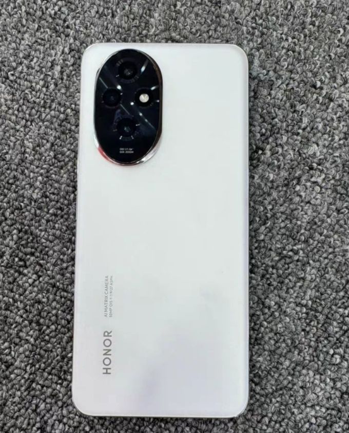 荣耀200可以用3年吗