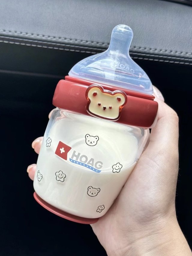 奶瓶
