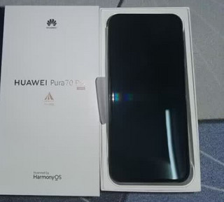 华为HUAWEIPura70，惊艳你的视觉！