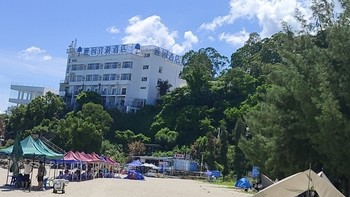 夏天小孩子的好玩之海边 
