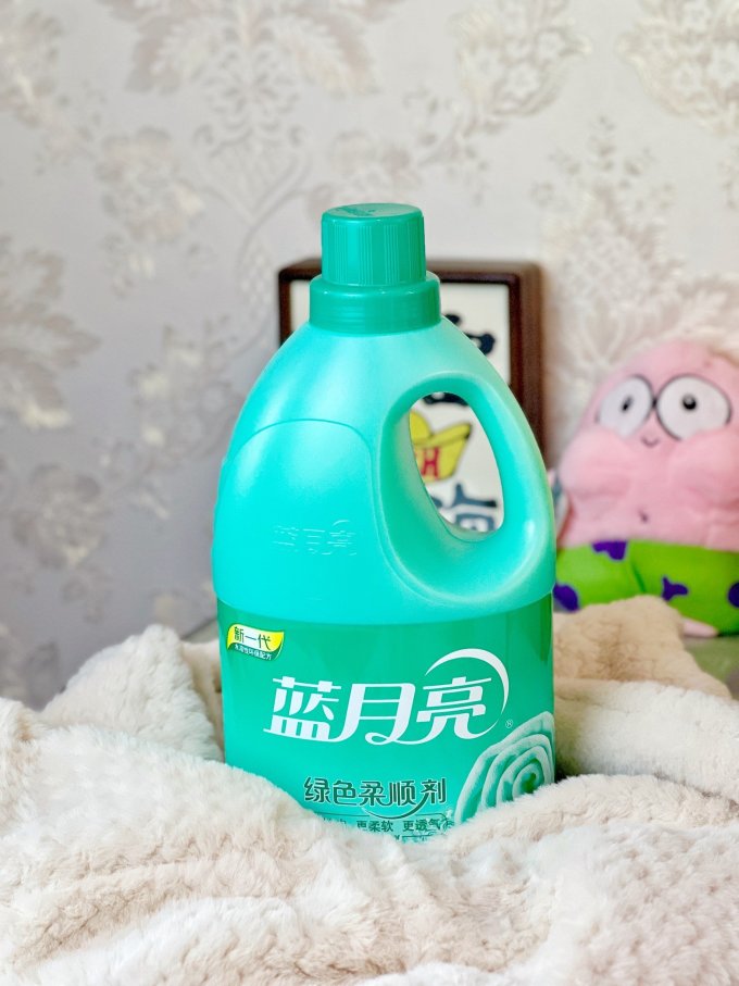 蓝月亮柔顺剂