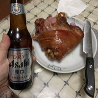 啤酒配烤猪肘,越喝越上头!