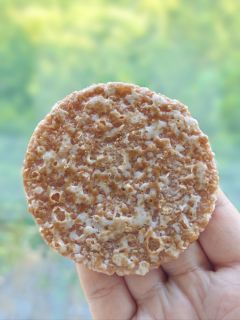 夏天顶饿零食新花样，旺旺黑糖波波雪饼，嚼着吃的奶茶~~