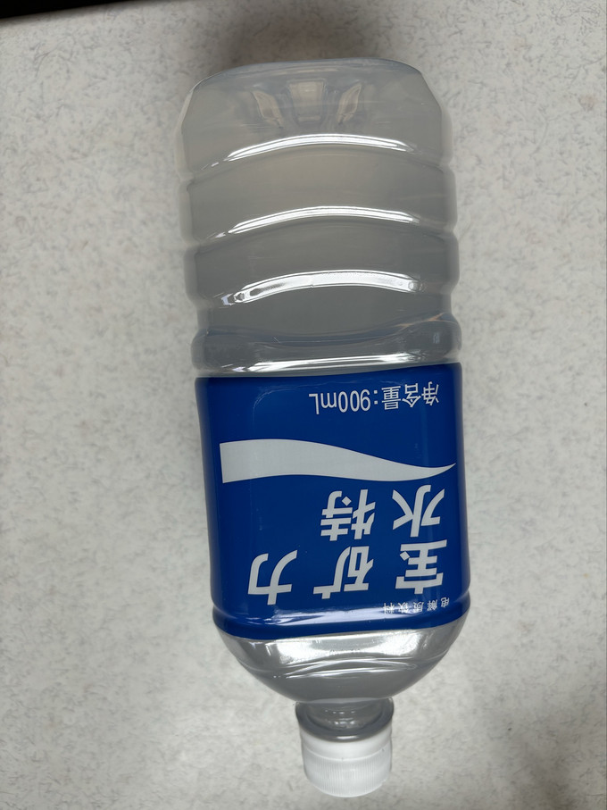 宝矿力水特功能饮料