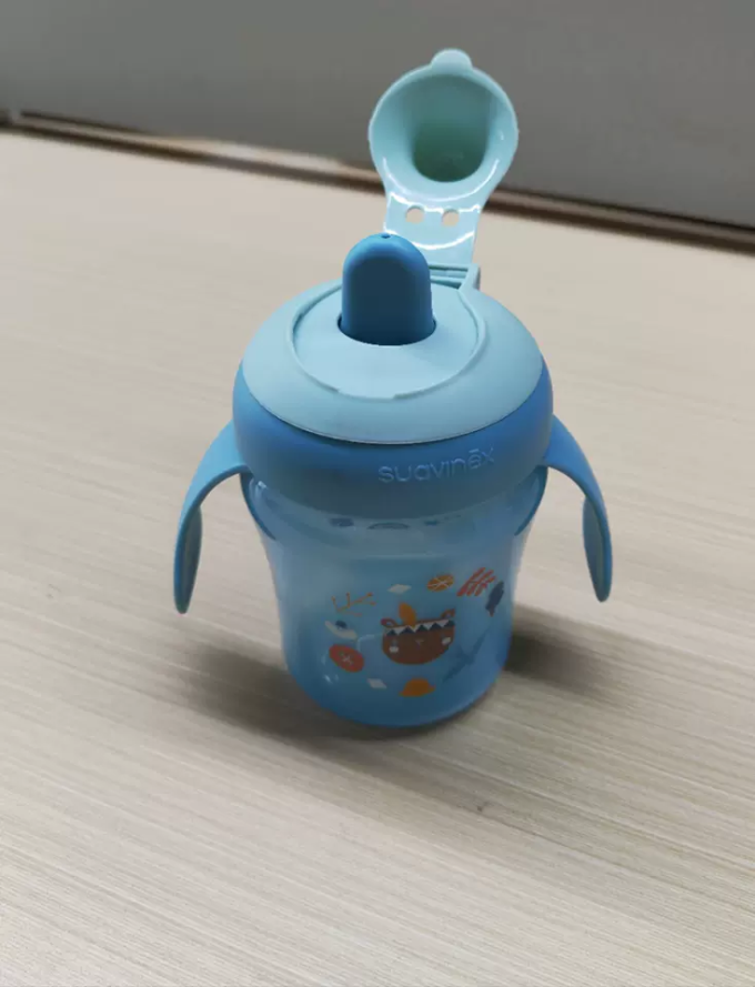 苏维妮儿童保温杯