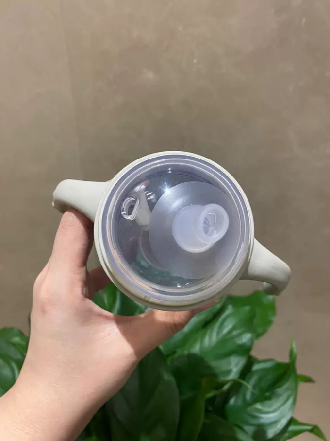 贝易儿童保温杯