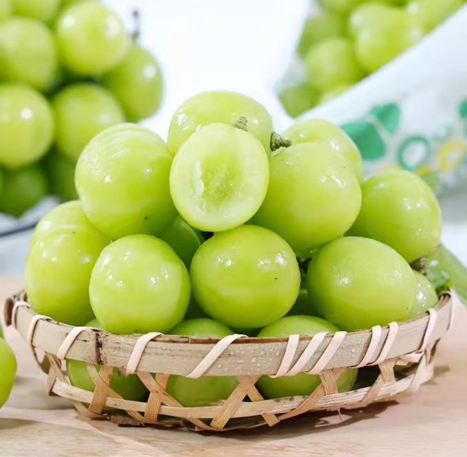 京鑫瑶阳光玫瑰晴王葡萄新鲜应当季水果礼盒香印提子