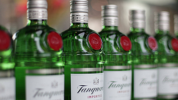 夏日微醺：英伦绿光——添加利金酒(TanquerayGin)