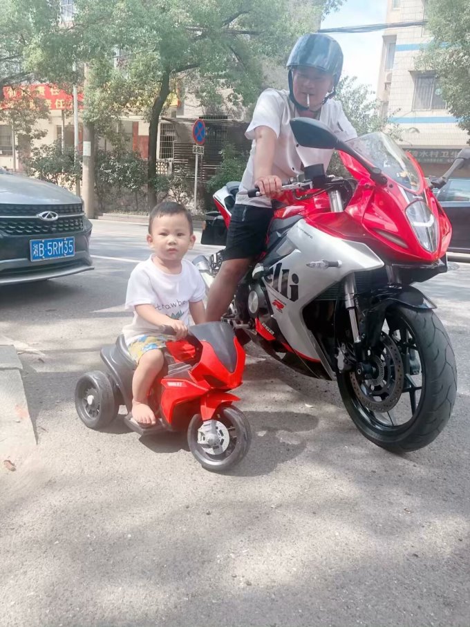 摩托车整车