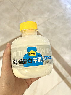 这个吨吨桶牛乳还挺好喝的