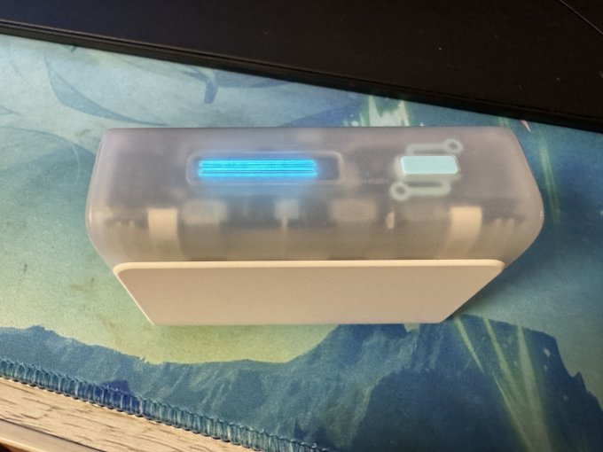 酷态科移动电源
