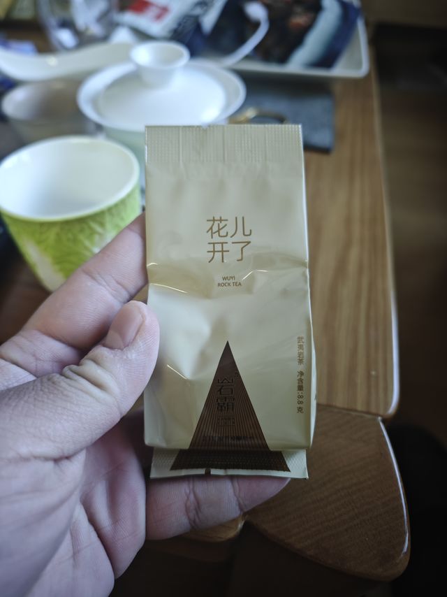 乌龙茶；岩霸入门花儿开儿