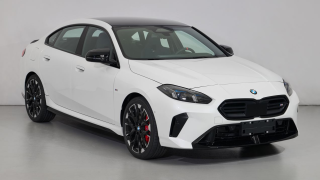 全新宝马2系 M235L 车型完成工信部申报