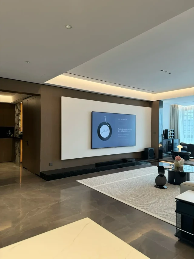 215 ㎡意式极简｜又被我家客厅给美到了！