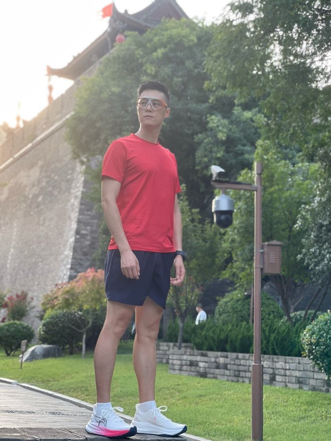 李宁跑鞋