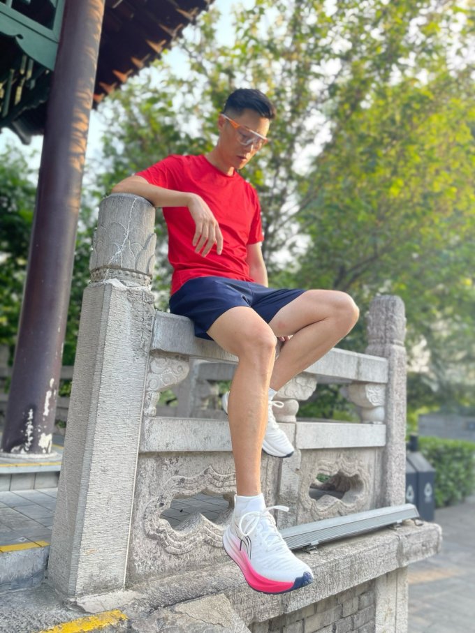 李宁跑鞋