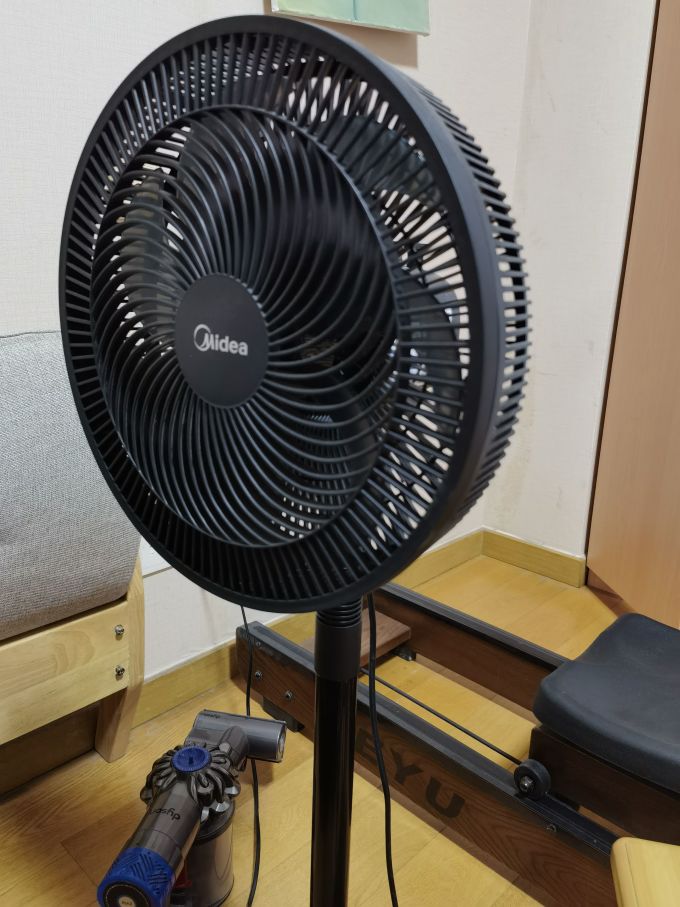 用了三年的美的风扇,很不错