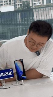 消息称，realme 300W超级闪充技术即将首秀，GT 7 Pro无缘搭载