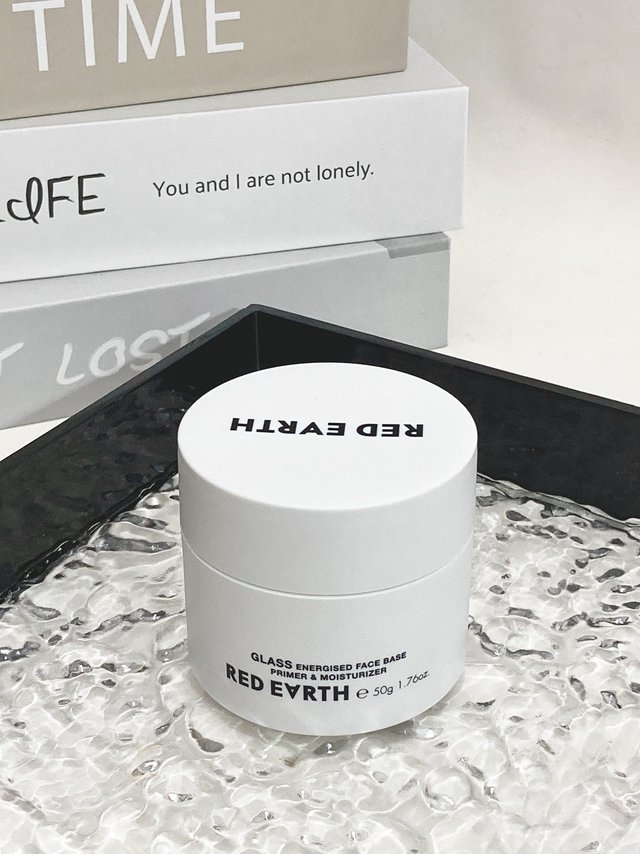 粉底在它面前可以润到没边吧8⃣️