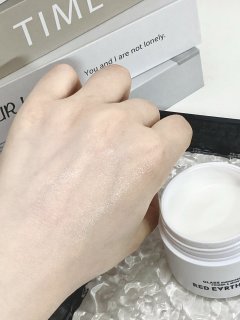 粉底在它面前可以润到没边吧8⃣️
