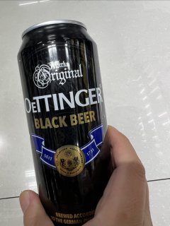 奥丁格的黑啤啤酒，还是很有德国啤酒的味道的