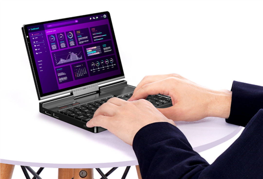 GPD 发布首款 Zen5 锐龙掌上电脑 Pocket 4:搭8.8寸小屏、支持180度转圈