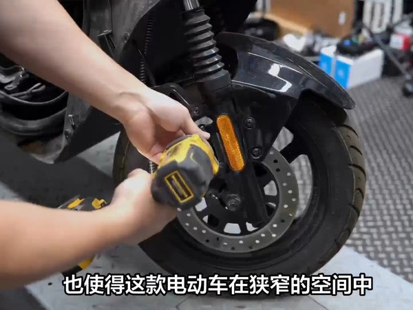 小牛电动车F200评测报告，新手必看