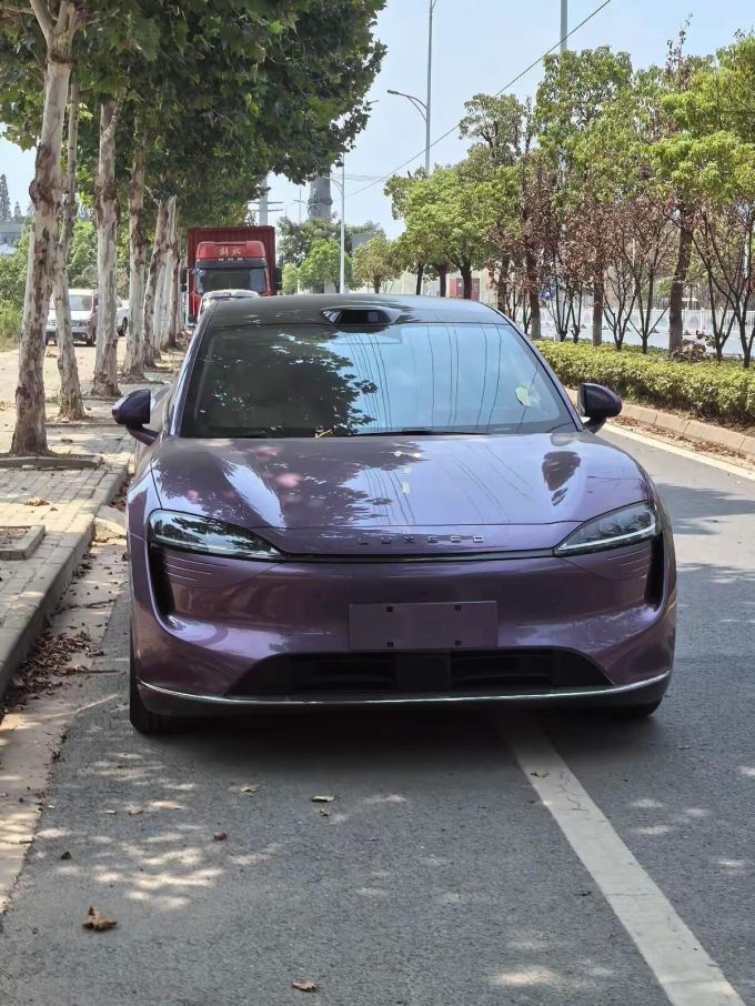 智界新能源车