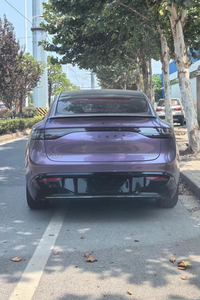 智界新能源车
