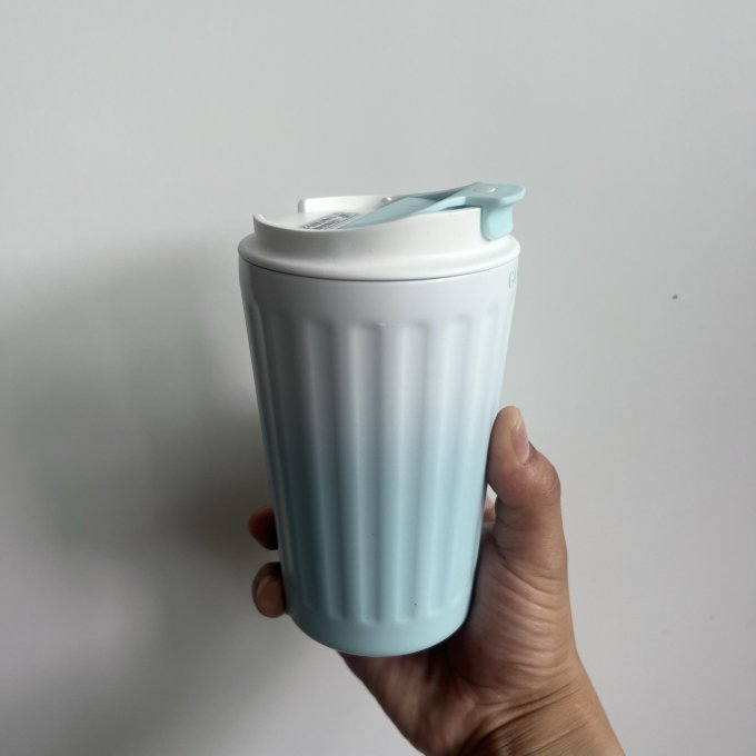 保温杯