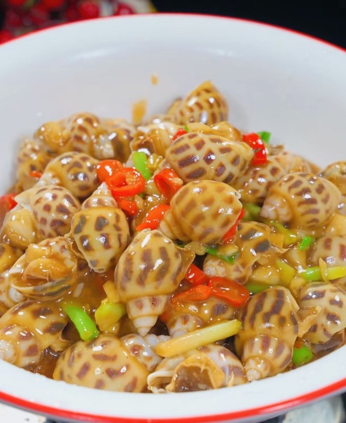 吃到嗦手指的芥末炒花螺!