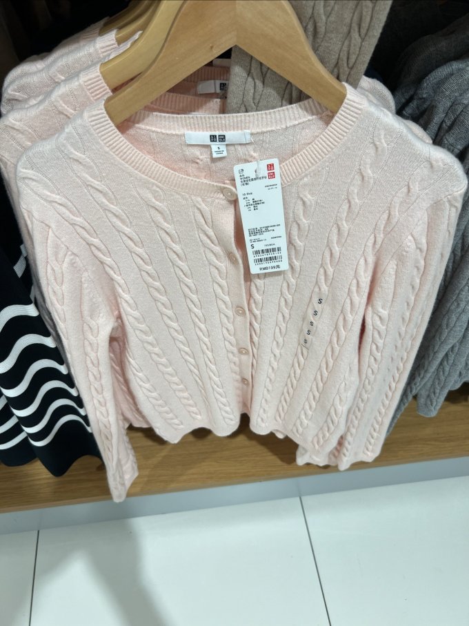 优衣库女上装