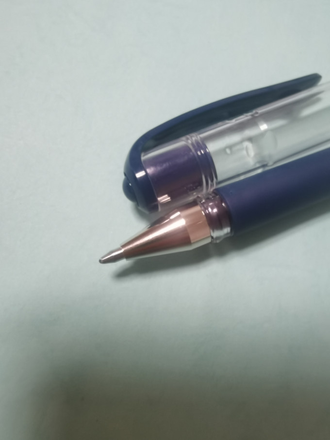 三菱铅笔中性笔