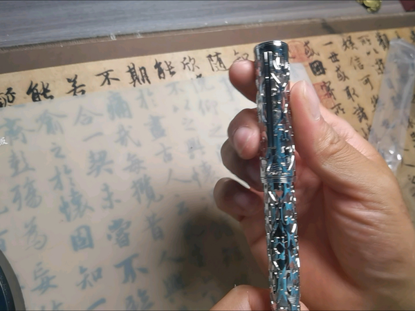我宣布，年度最好写钢尖非它莫属！