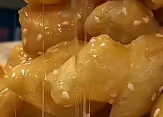 拔丝蛋饼——蛋香与甜蜜的美妙融合