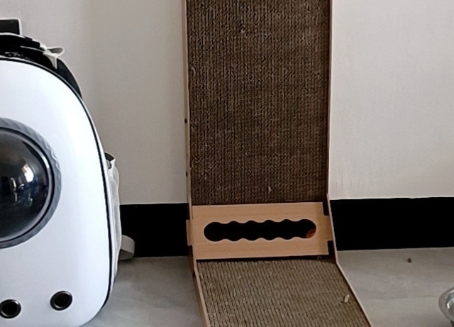 猫猫超爱的l型猫抓板