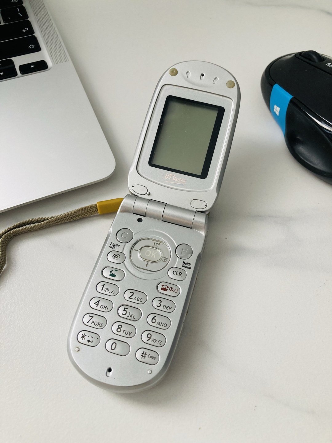 电子考古:ut斯达康小灵通,大概相当于现在的小天才手表吧?