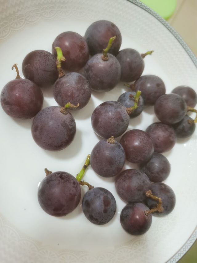 巨峰葡萄真好吃。